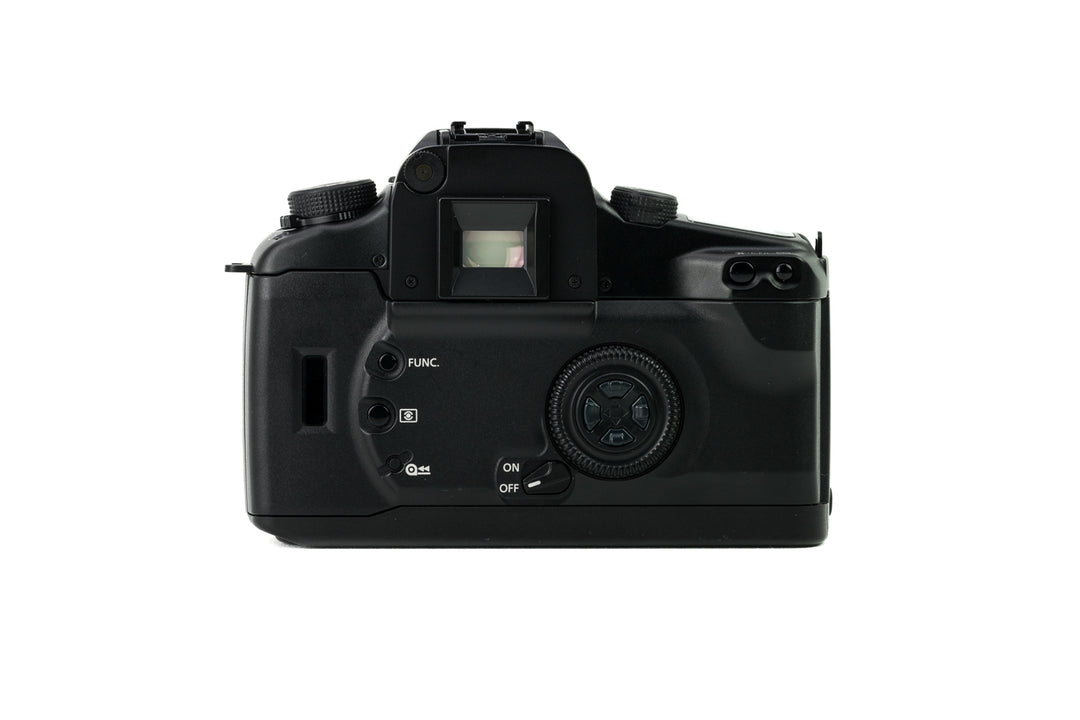 Canon EOS 33 Review - An overlooked treasure - By Benn