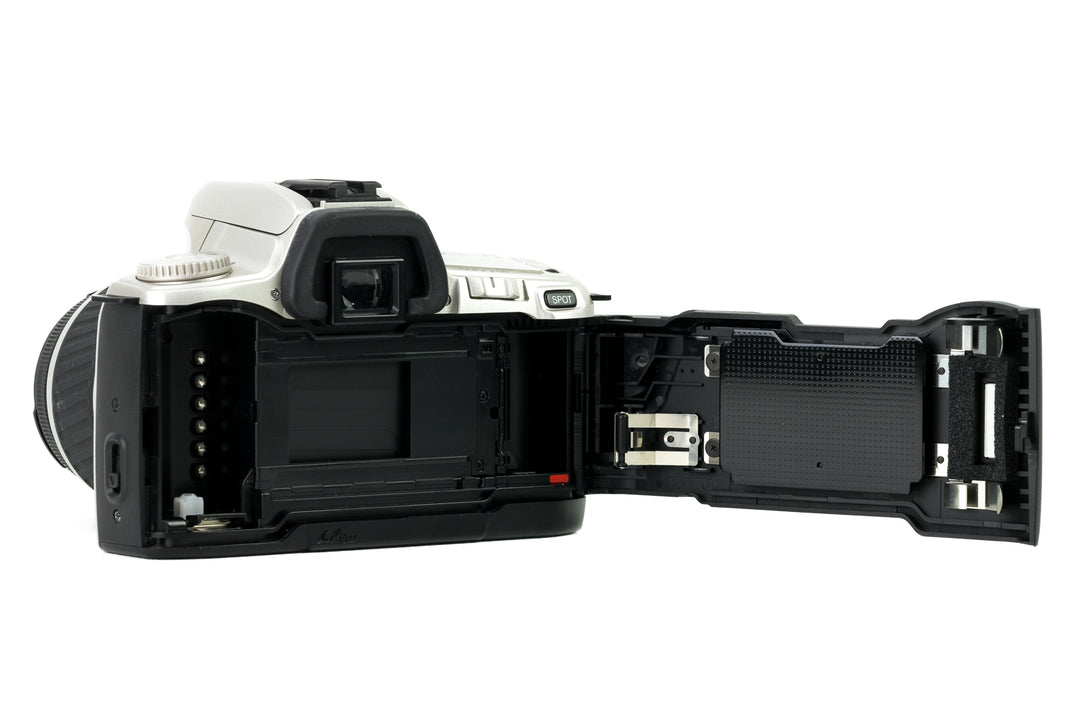 MINOLTA α3xi zoomxi0.8m/2.6ft Minolta Dynax 404si + 35-80mm f/4-5.6 – BuyMoreFilm