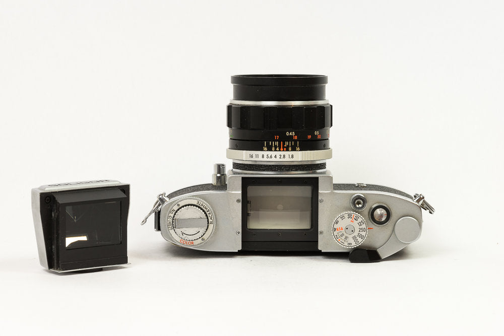 Soligor TM + 50mm f/1.8 – BuyMoreFilm