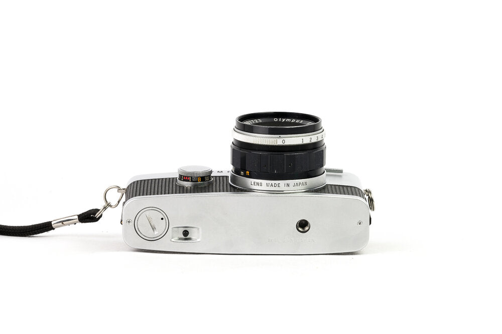 Olympus Pen FT + 38mm f/1.8 – BuyMoreFilm