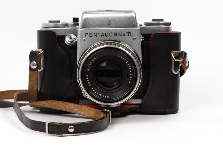 フィルムカメラ PENTACON six TLs & Carl Zeiss 80mm F2.8 フィルムカメラ PENTACON six TLs & Carl Zeiss 80mm F2.8 Carl