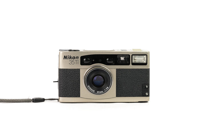 Nikon 35TI – BuyMoreFilm
